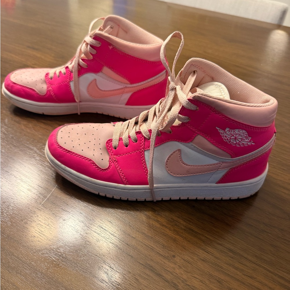 Nike Air Jordan 1 Mid "Fierce Pink" sneakers